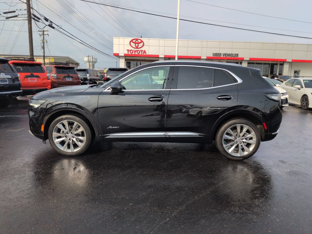 Used 2023 Buick Envision Avenir FWD image 2