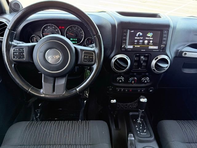 Used 2012 Jeep Wrangler Unlimited Sahara w/ Connectivity Group AWD/4WD image 3