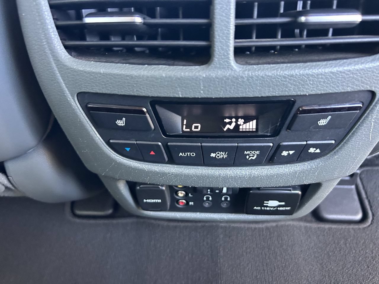 Used 2014 Acura MDX w/ Advance & Entertainment Pac FWD image 17
