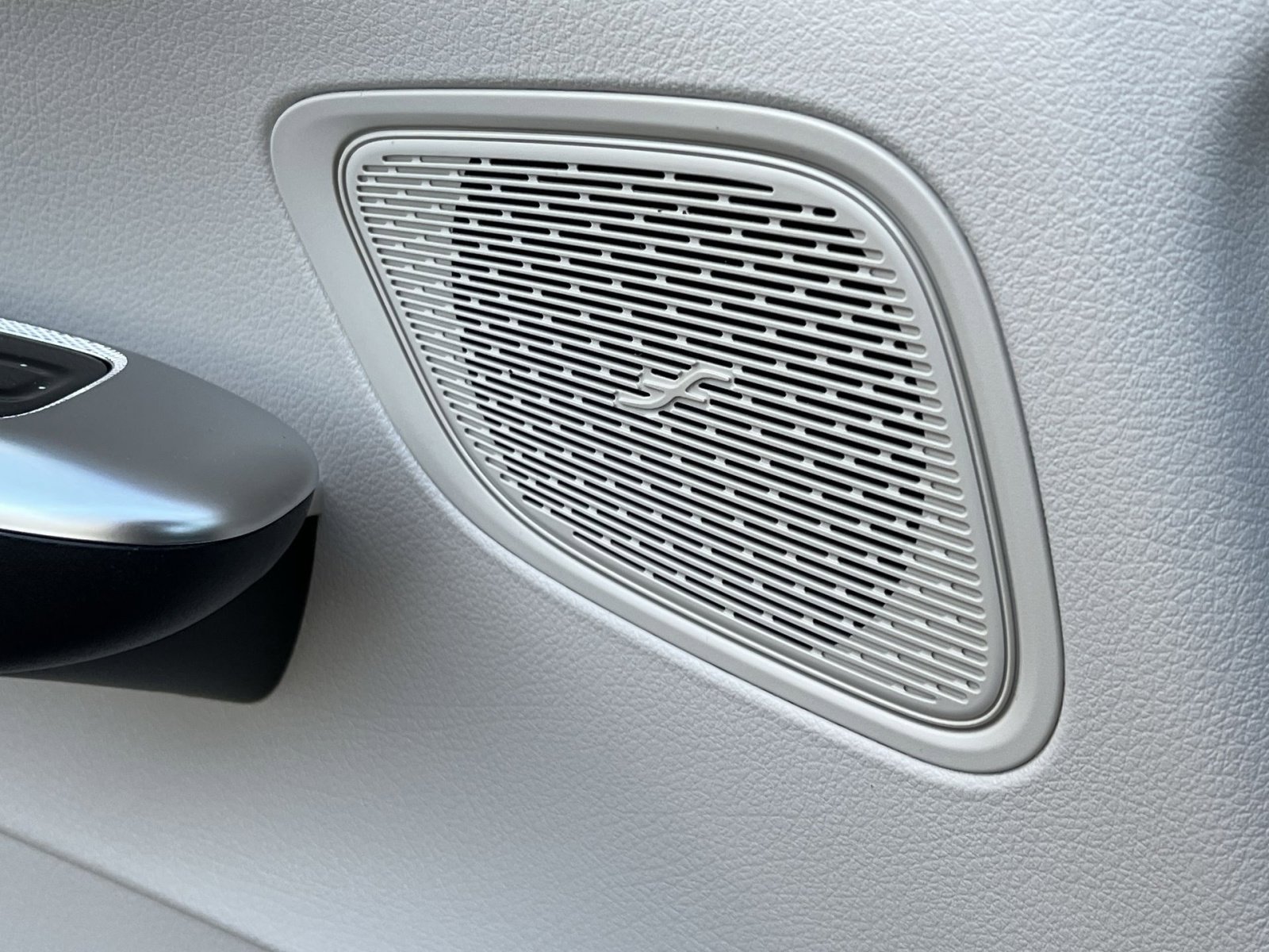 New 2026 Mercedes-Benz GLC 300 4MATIC image 34