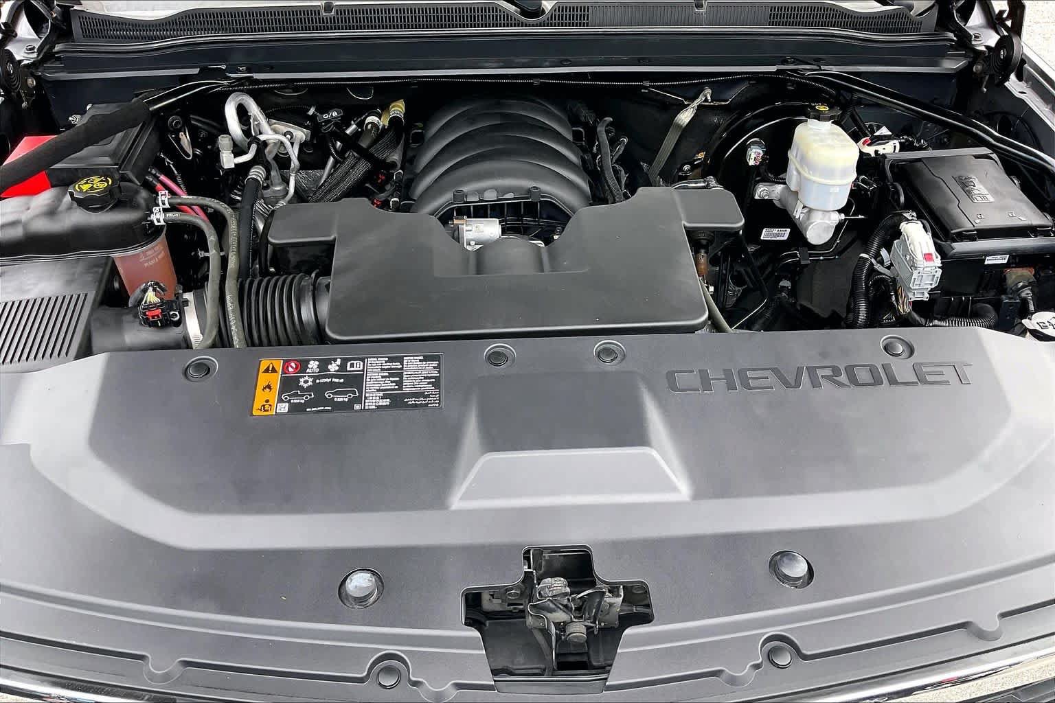 Used 2020 Chevrolet Tahoe LT w/ Luxury Package RWD image 29