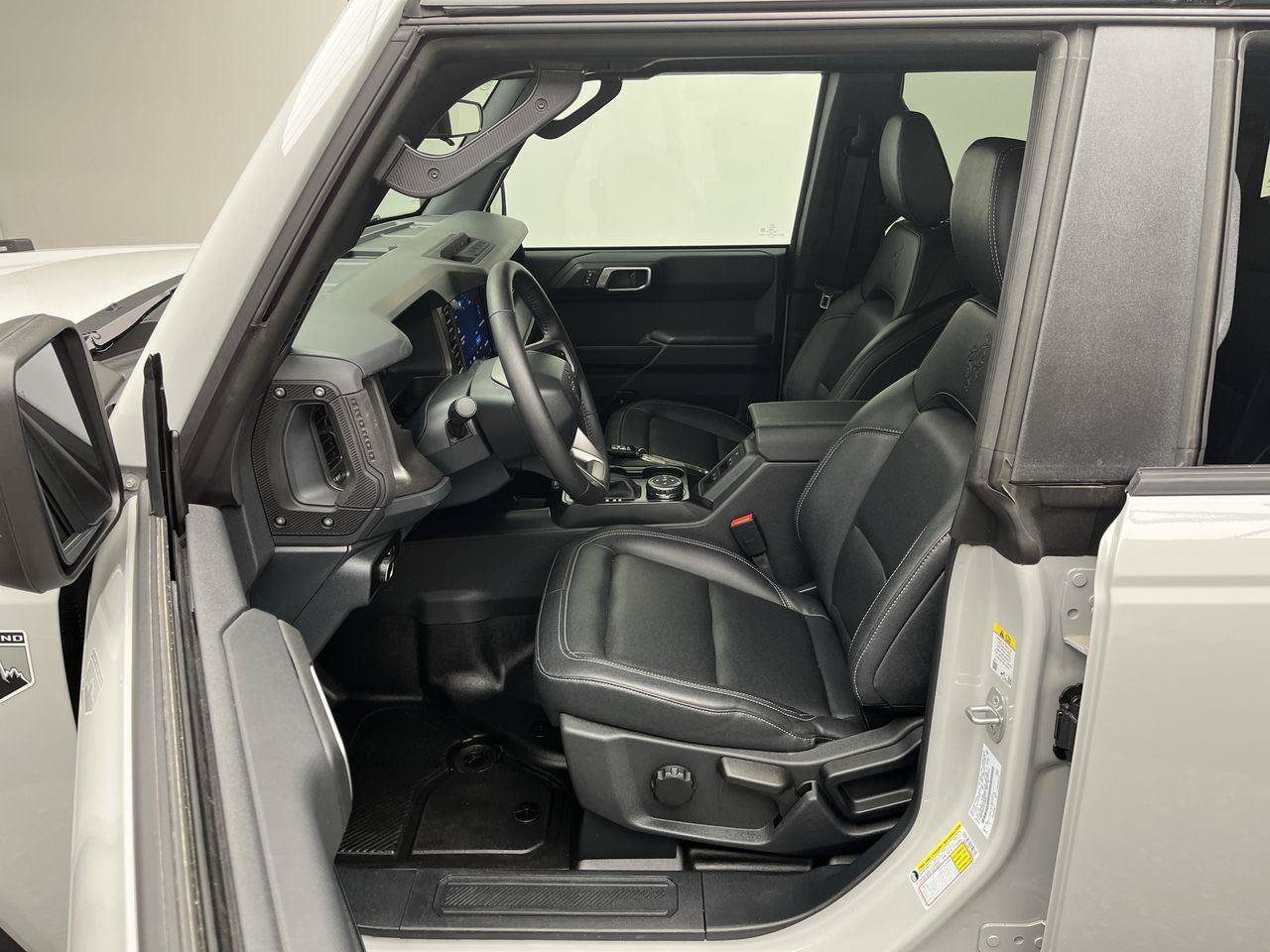 Used 2026 Ford Bronco Big Bend w/ Black Diamond Package AWD/4WD image 3