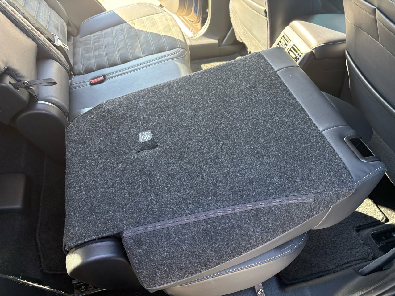 Used 2022 Mitsubishi Outlander SE image 53