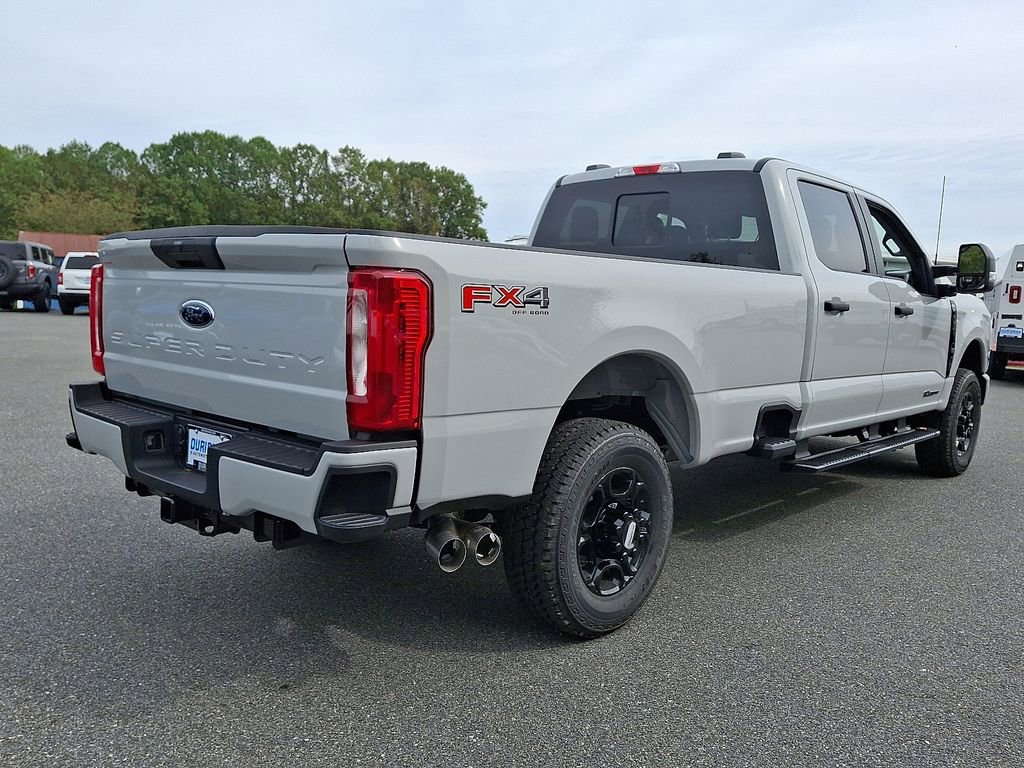 New 2026 Ford F350 XL image 4