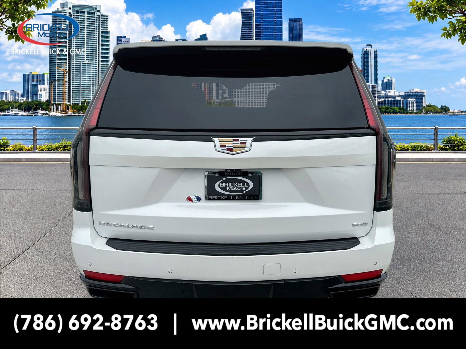 Used 2021 Cadillac Escalade Sport w/ Driver Assist Tech Package AWD/4WD image 4