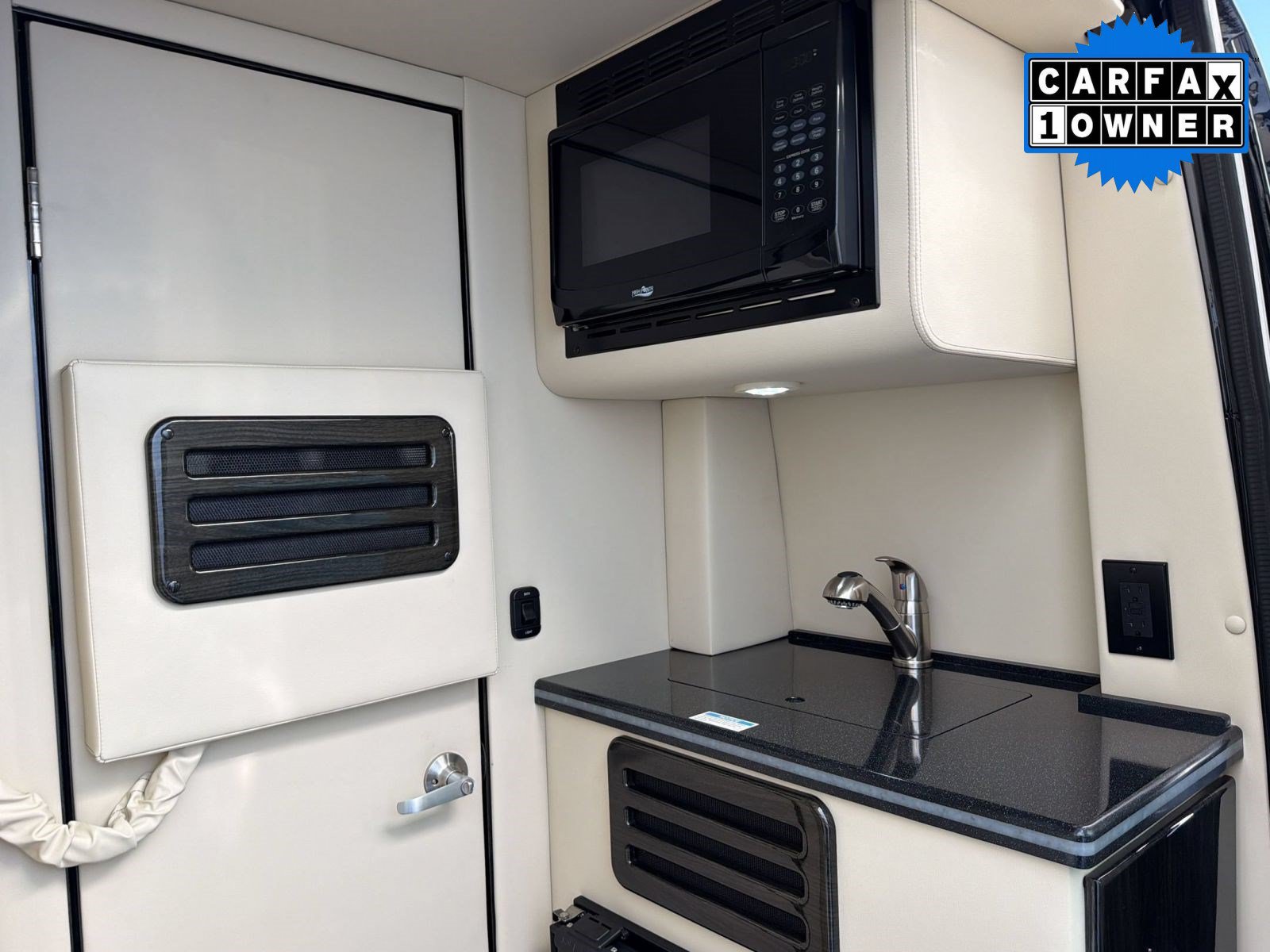 Used 2025 Mercedes-Benz Sprinter 3500 image 35
