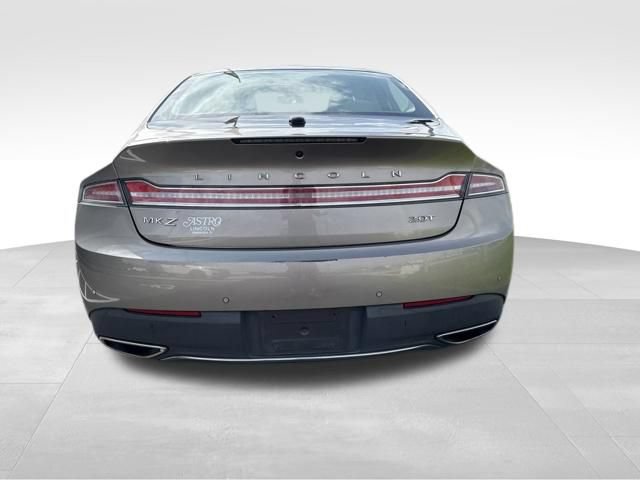 Used 2020 Lincoln MKZ w/ Convenience Package FWD image 6