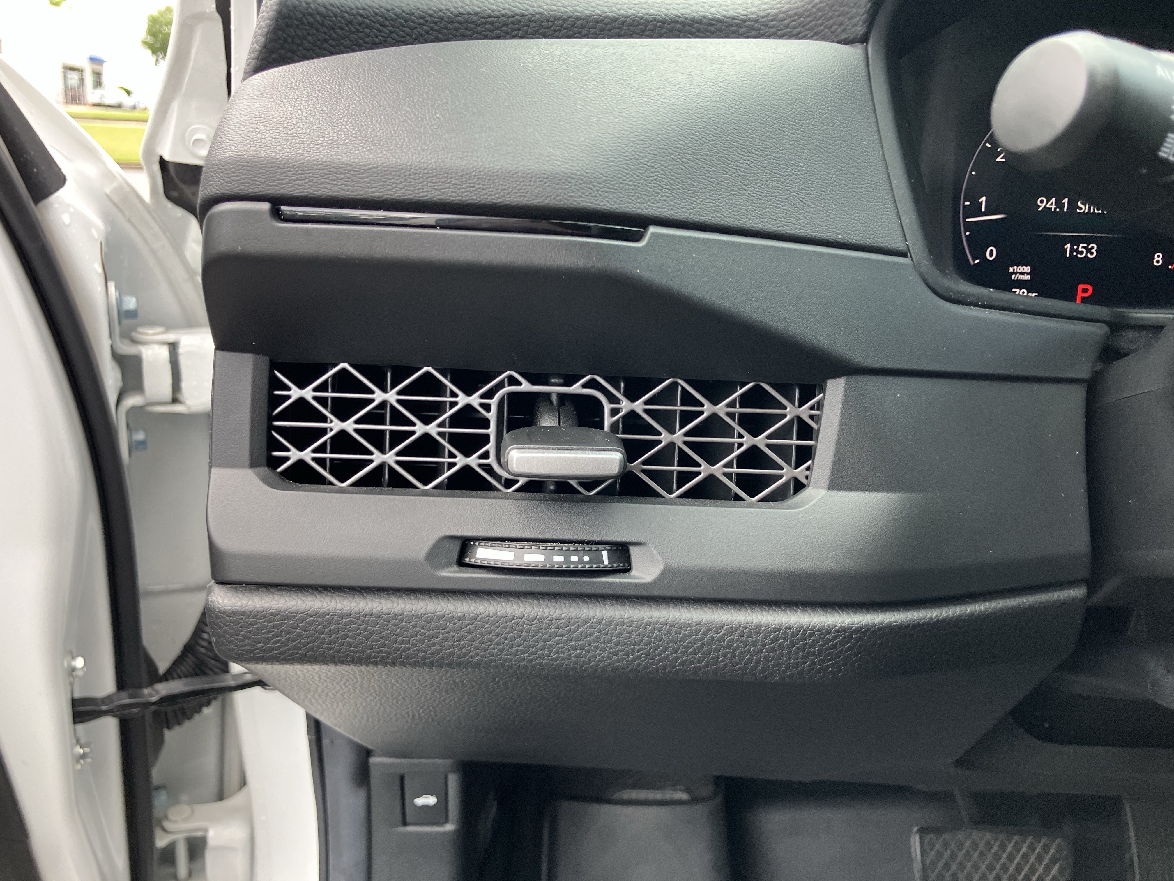 Used 2025 Honda Accord SE image 19