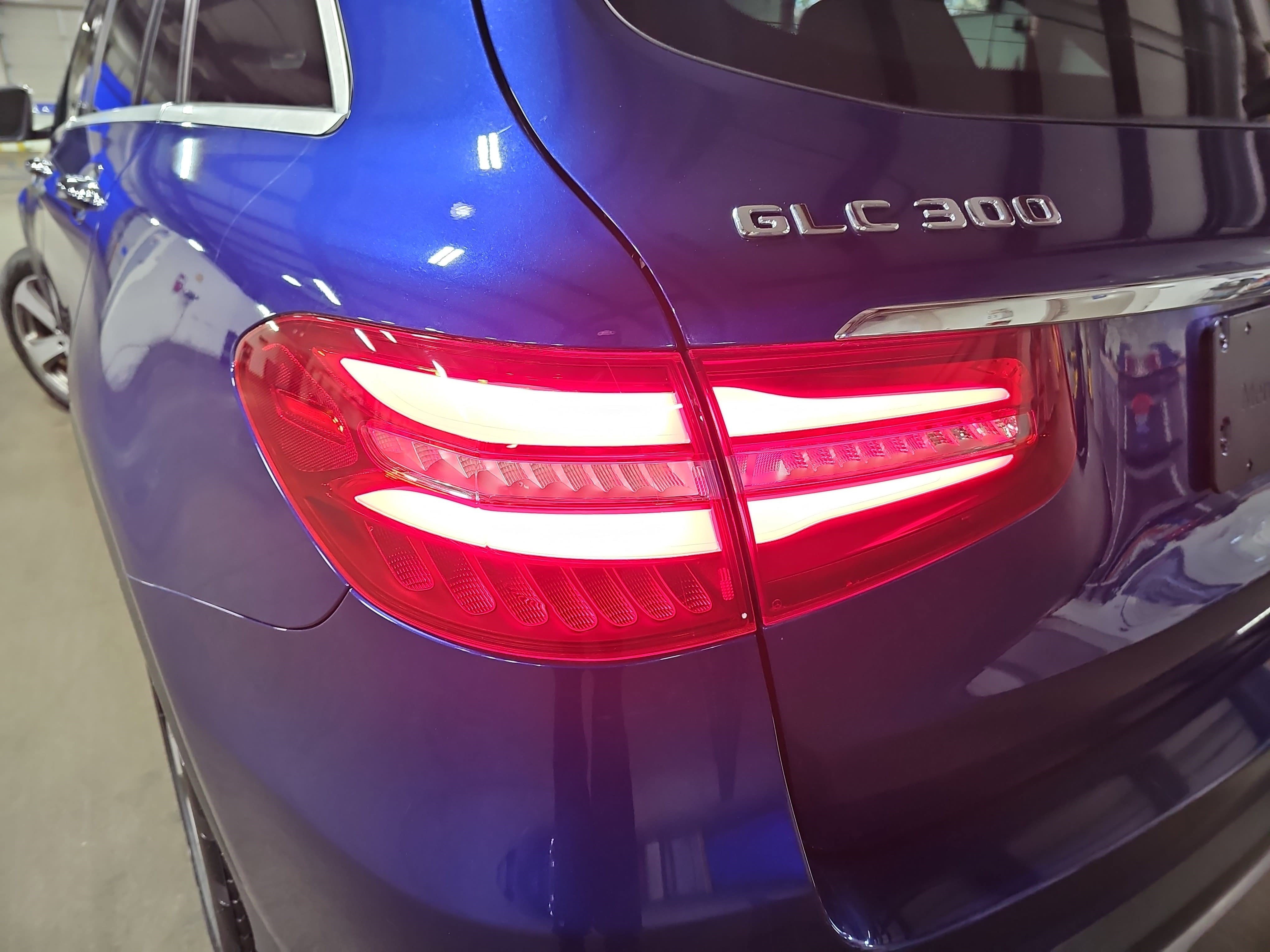 Used 2019 Mercedes-Benz GLC 300 image 35