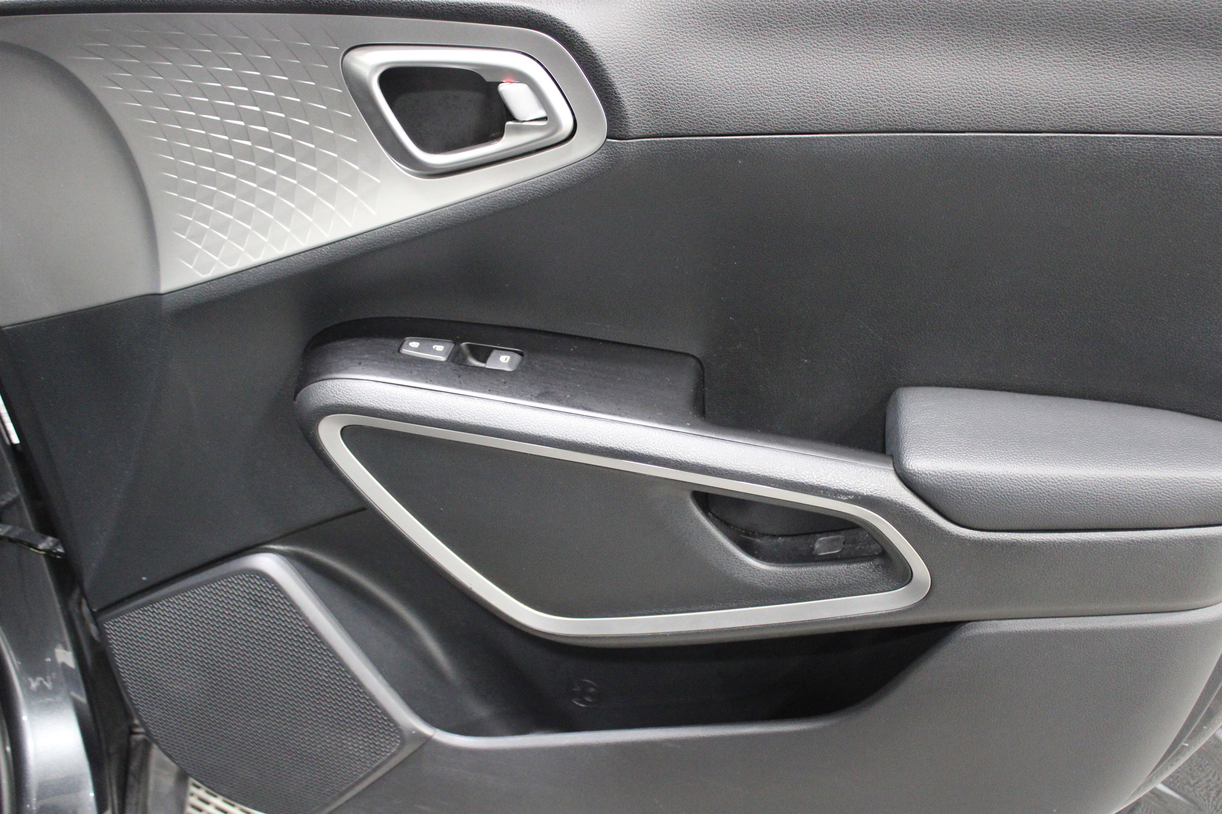 Used 2023 Kia Soul LX w/ Option Group 015 image 24