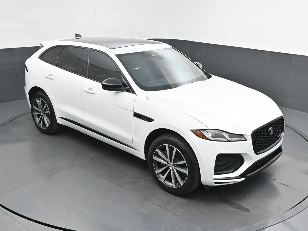 Certified 2024 Jaguar F-PACE R-Dynamic S AWD/4WD image 35