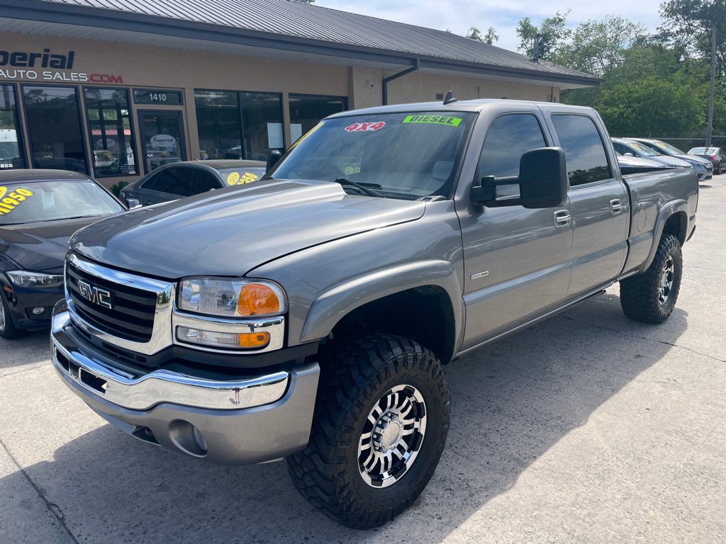 Used 2007 GMC Sierra 2500 SLT w/ Heavy-Duty Power Package AWD/4WD image 1