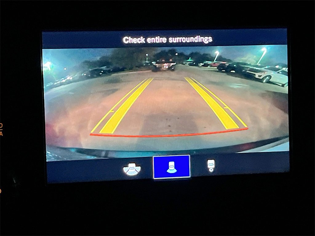 Used 2023 Mercedes-Benz Metris image 14