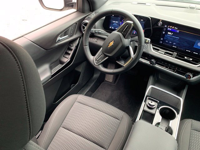 Used 2026 Chevrolet Equinox LT AWD/4WD image 20