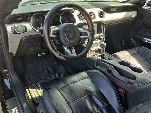 Used 2016 Ford Mustang Premium RWD image 8