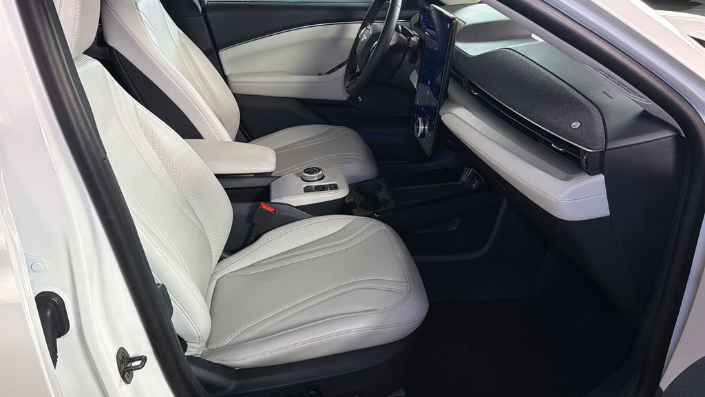 Used 2022 Ford Mustang Mach-E Premium w/ Ice White Appearance Package RWD image 11