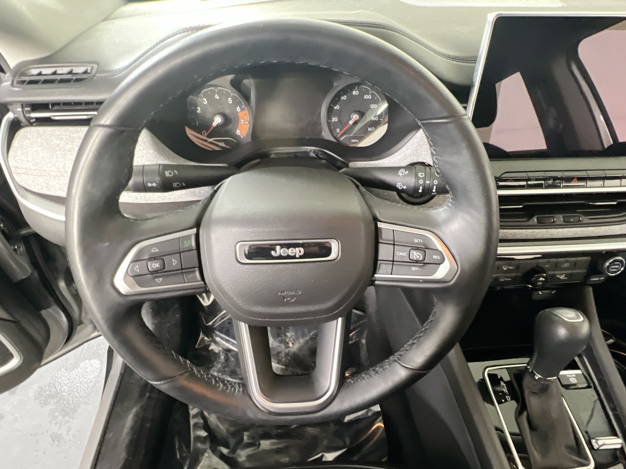 Used 2022 Jeep Compass Latitude AWD/4WD image 11