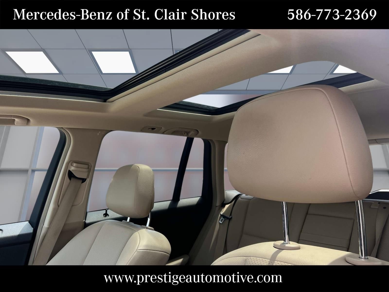 Used 2010 Mercedes-Benz GLK 350 4MATIC image 24