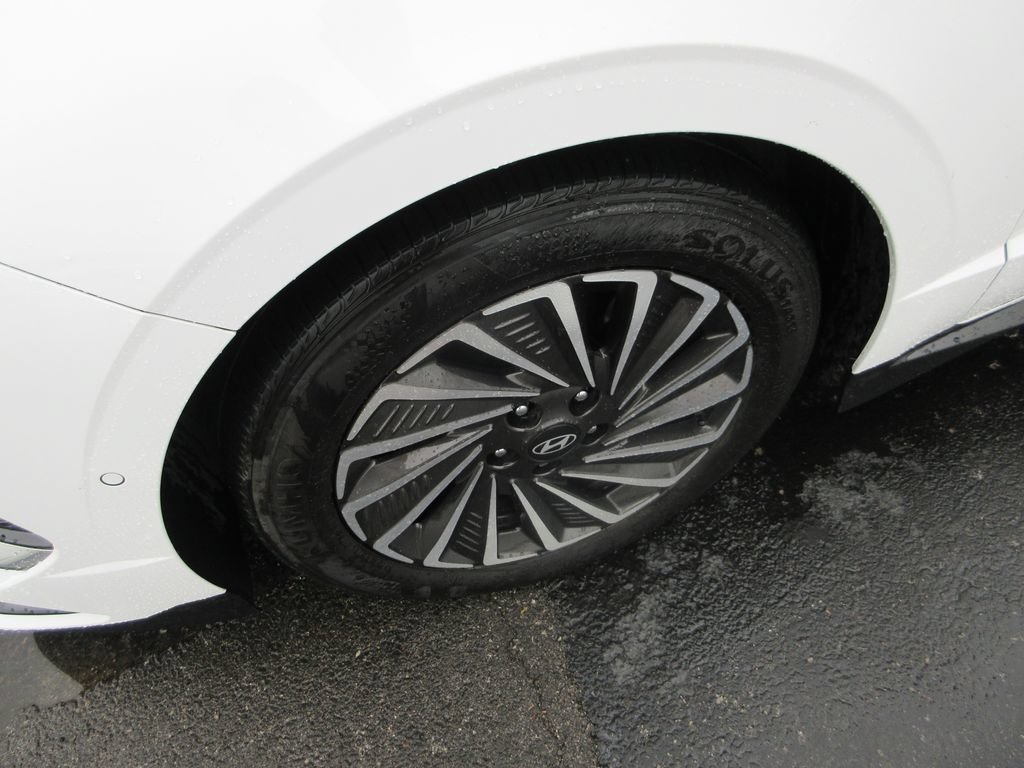Used 2024 Hyundai Sonata Limited FWD image 13