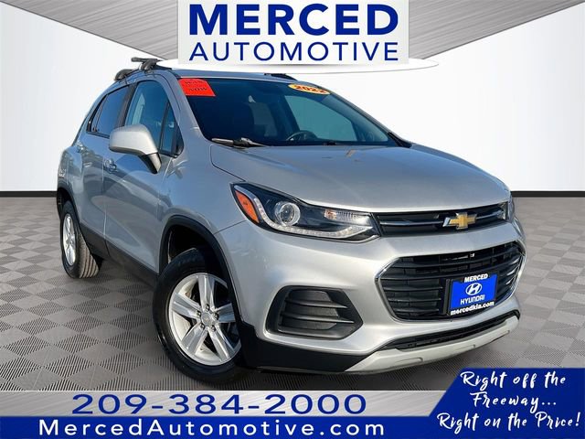 Used 2022 Chevrolet Trax LT w/ Driver Confidence Package AWD/4WD image 1