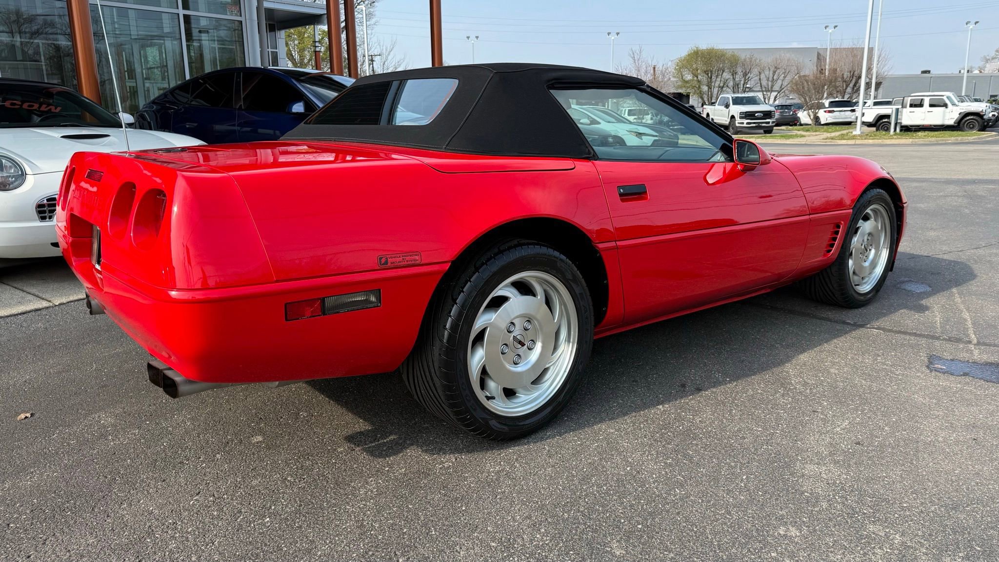 Used 1996 Chevrolet Corvette Convertible RWD image 13