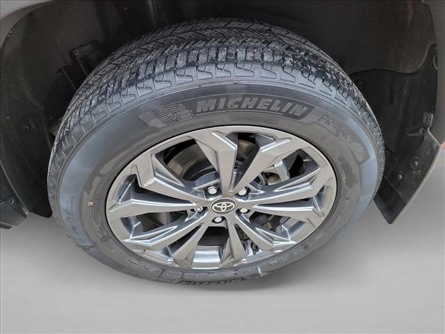 Used 2024 Toyota RAV4 XLE Premium AWD/4WD image 9