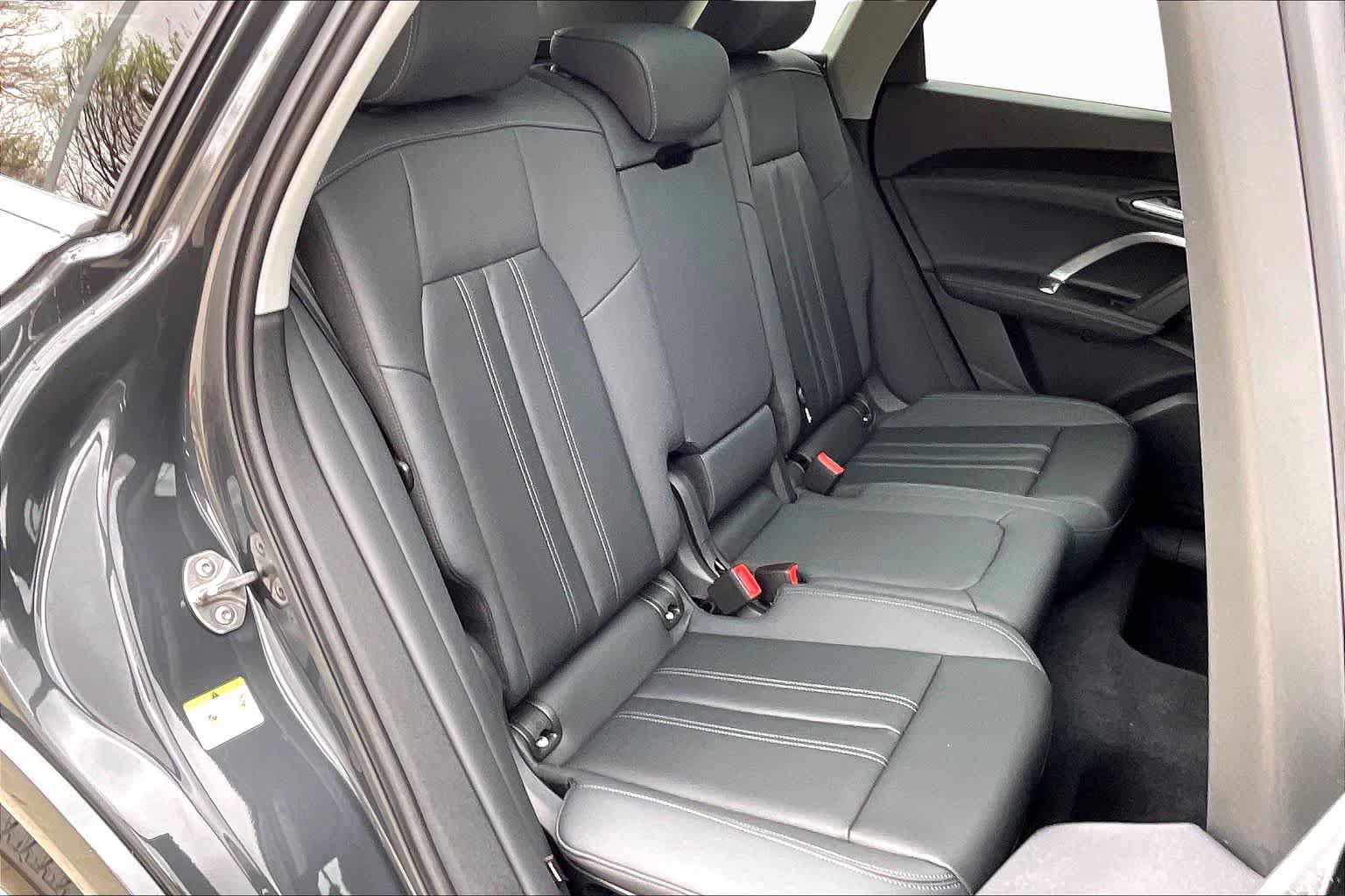 Certified 2025 Audi Q5 Premium w/ Convenience Package AWD/4WD image 20