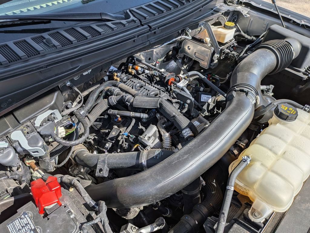 Used 2024 Ford Expedition Limited AWD/4WD image 12