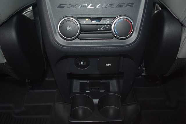 Used 2025 Ford Explorer Active w/ Active Comfort Package image 36