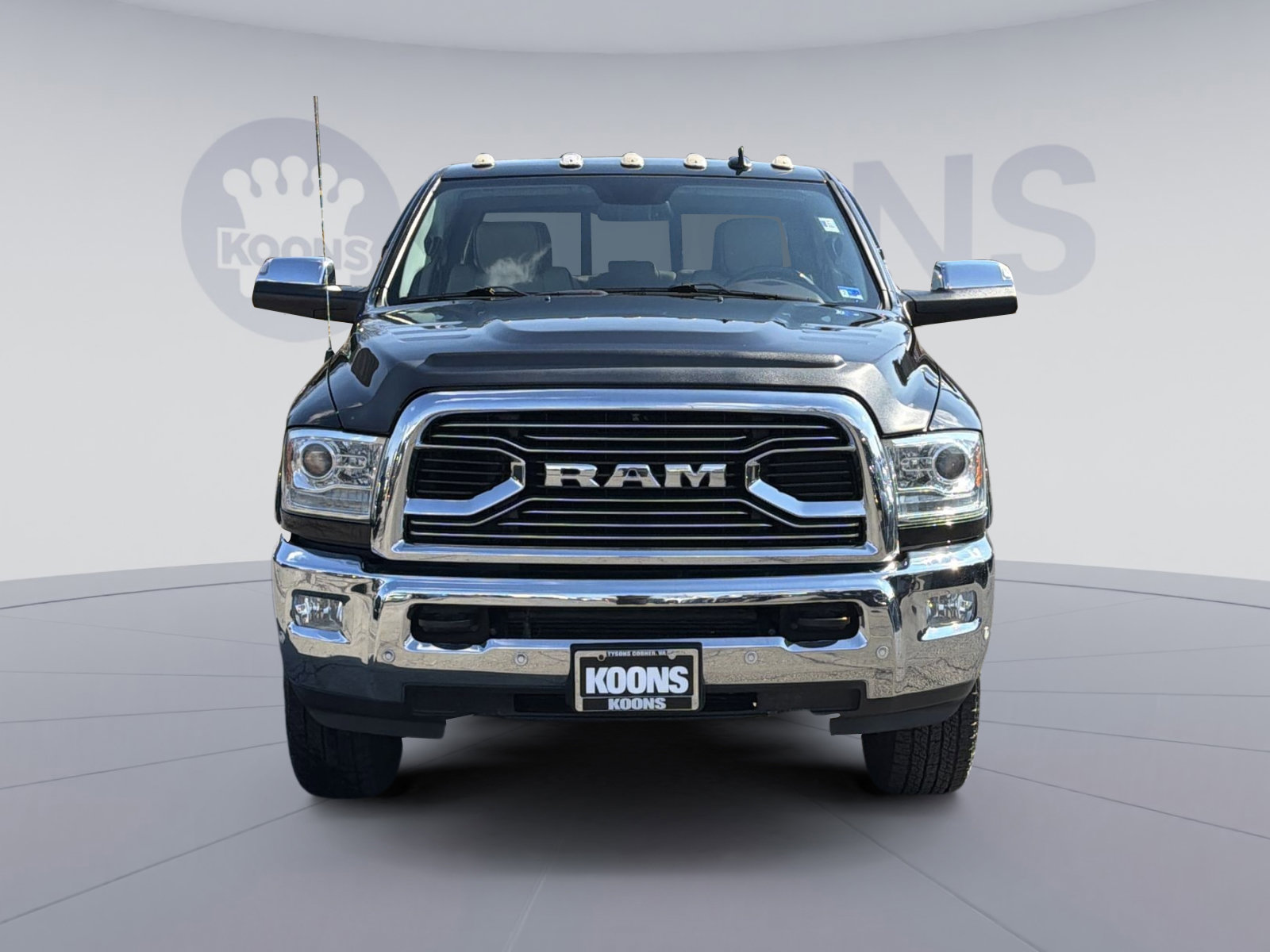 Used 2018 RAM 3500 Laramie Longhorn w/ Longhorn Southfork Package image 11