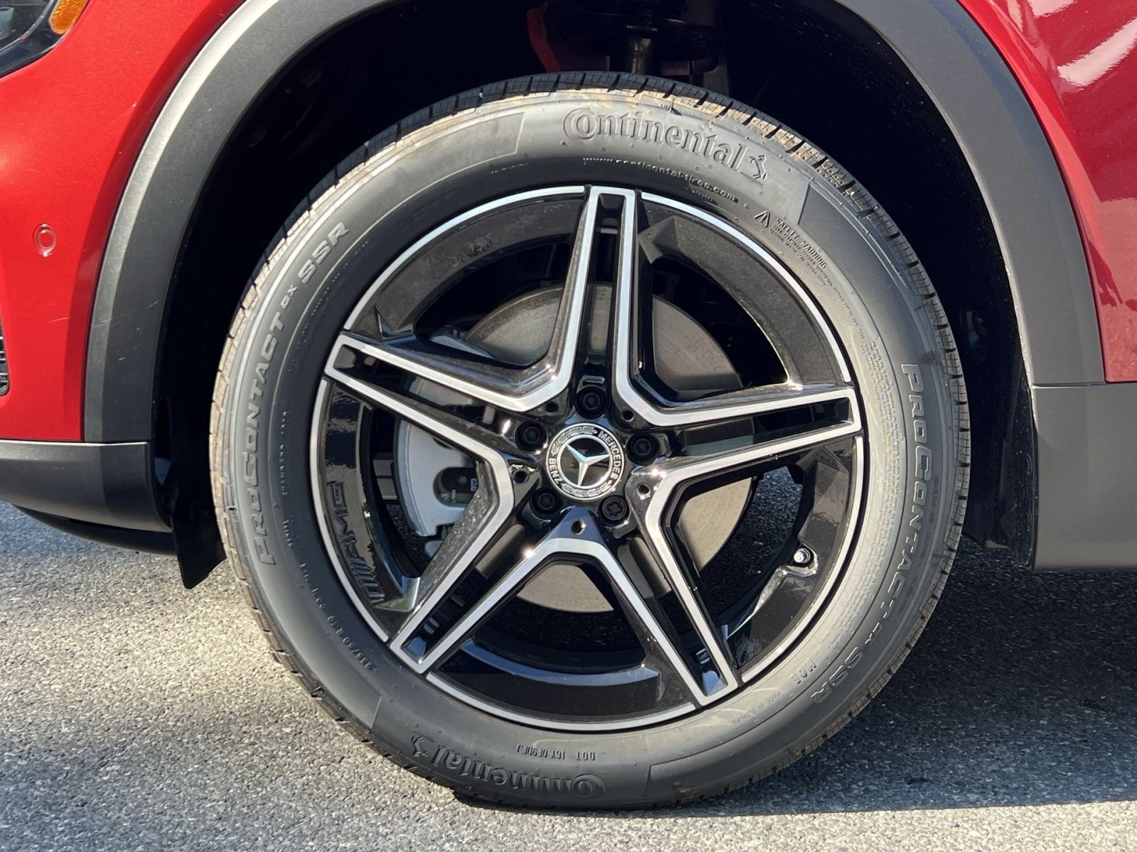 New 2026 Mercedes-Benz GLB 250 4MATIC image 17