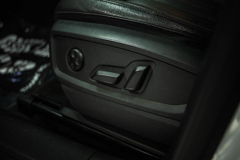 Used 2019 Audi Q5 2.0T Premium Plus w/ Premium Plus Package image 16