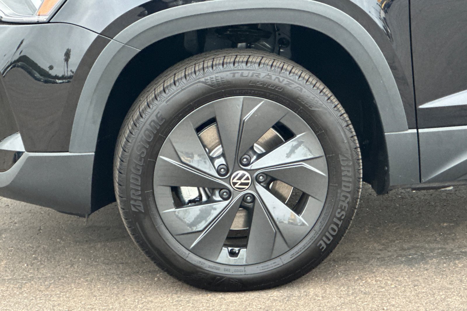 New 2027 Volkswagen Taos S FWD image 25