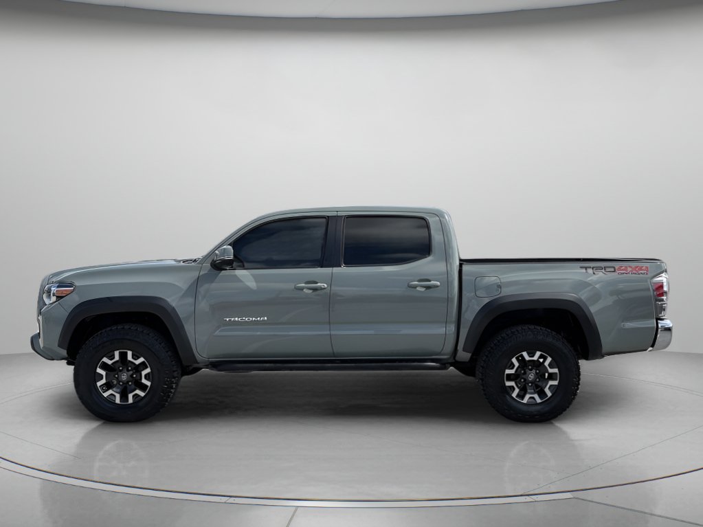 Used 2022 Toyota Tacoma TRD Off-Road AWD/4WD image 5