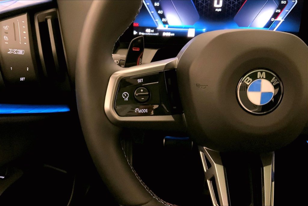 Certified 2025 BMW X3 M50 w/ Premium Package AWD/4WD image 18