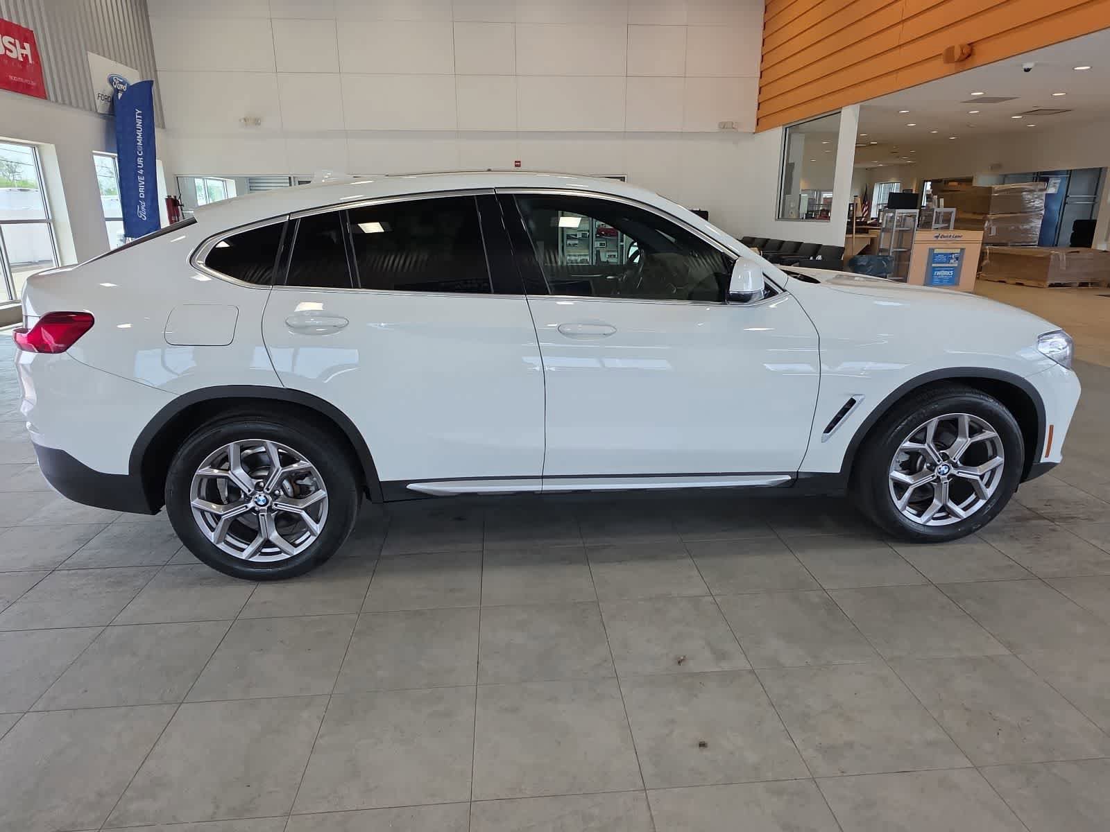 Used 2021 BMW X4 xDrive30i AWD/4WD image 8