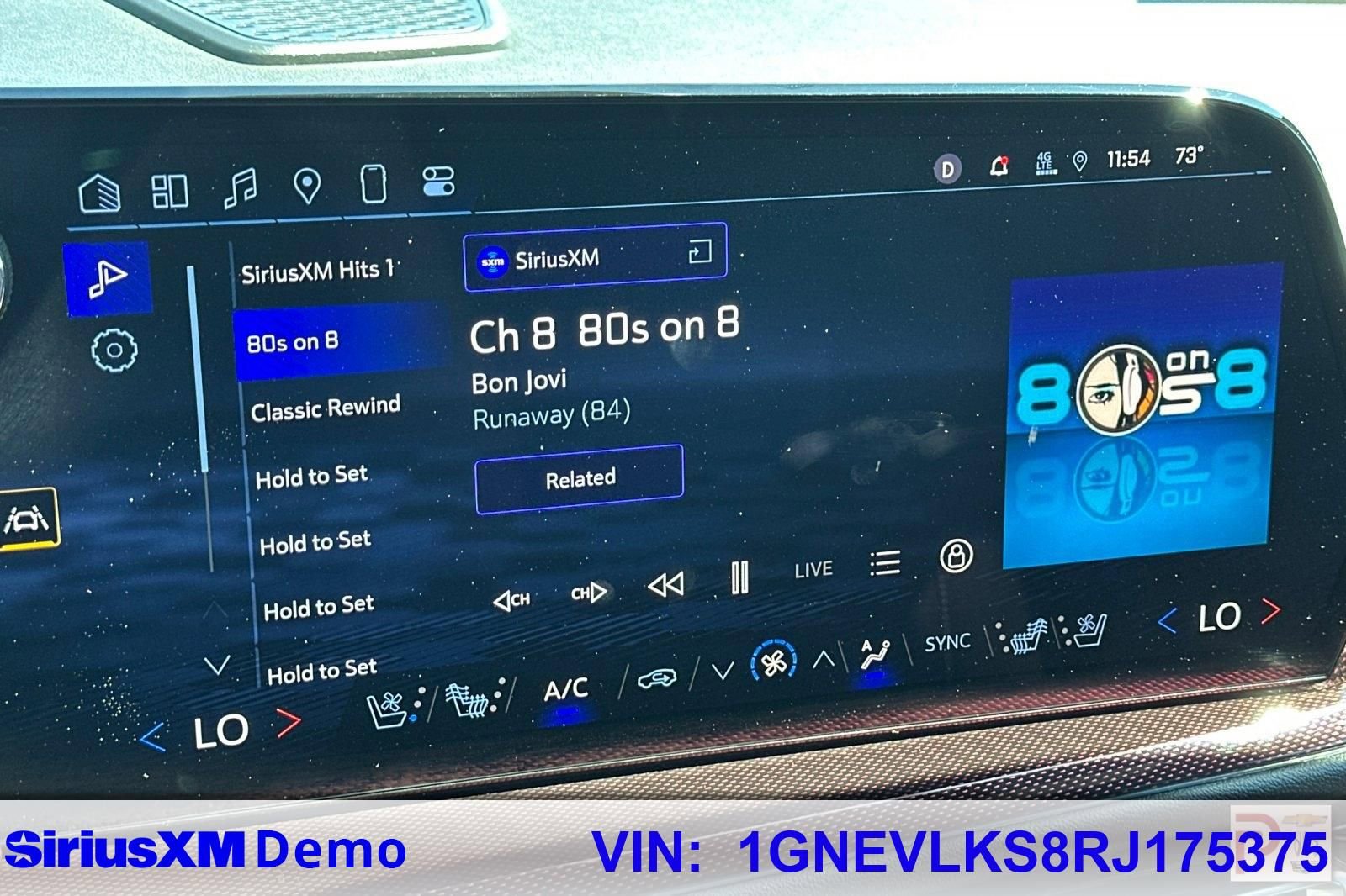 Certified 2024 Chevrolet Traverse RS image 36