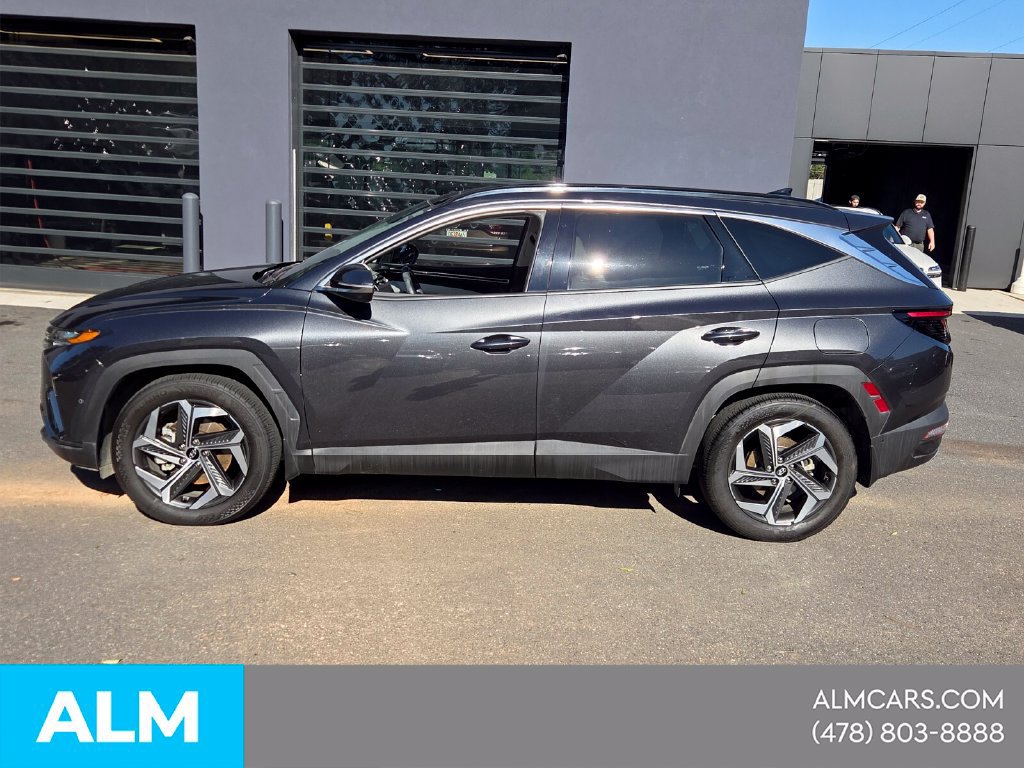 Used 2023 Hyundai Tucson Limited w/ Cargo Package FWD image 2