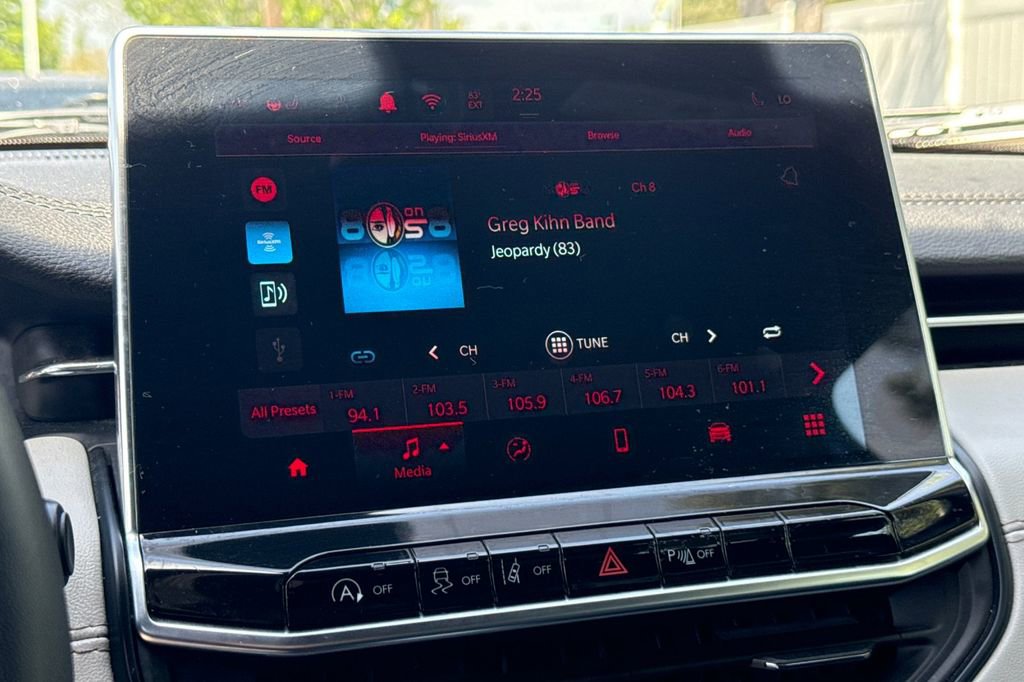 Used 2024 Jeep Compass Limited AWD/4WD image 19