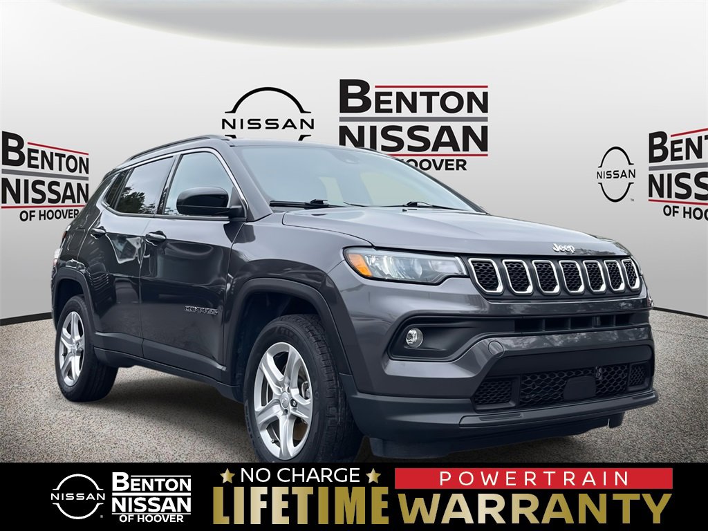 Used 2024 Jeep Compass Latitude video 1