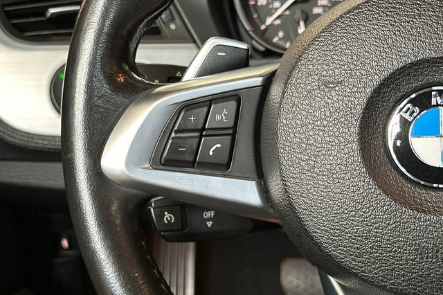 Used 2014 BMW Z4 sDrive35i RWD image 27