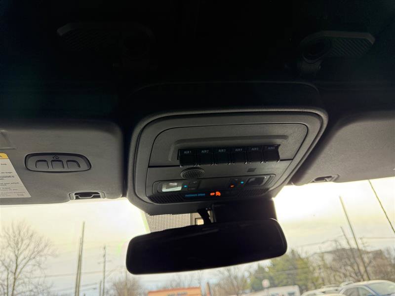 Used 2023 Ford Bronco Wildtrak image 29