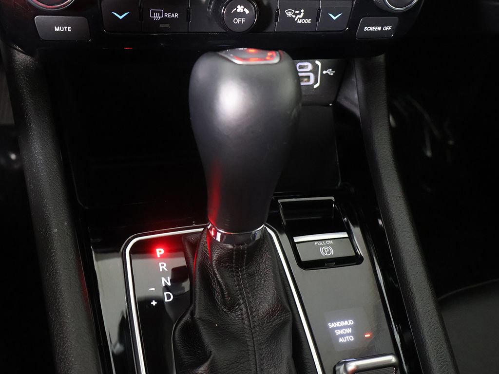 Used 2025 Jeep Compass Limited image 45