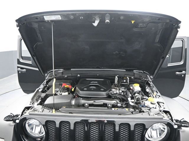 Used 2023 Jeep Wrangler Sport image 30