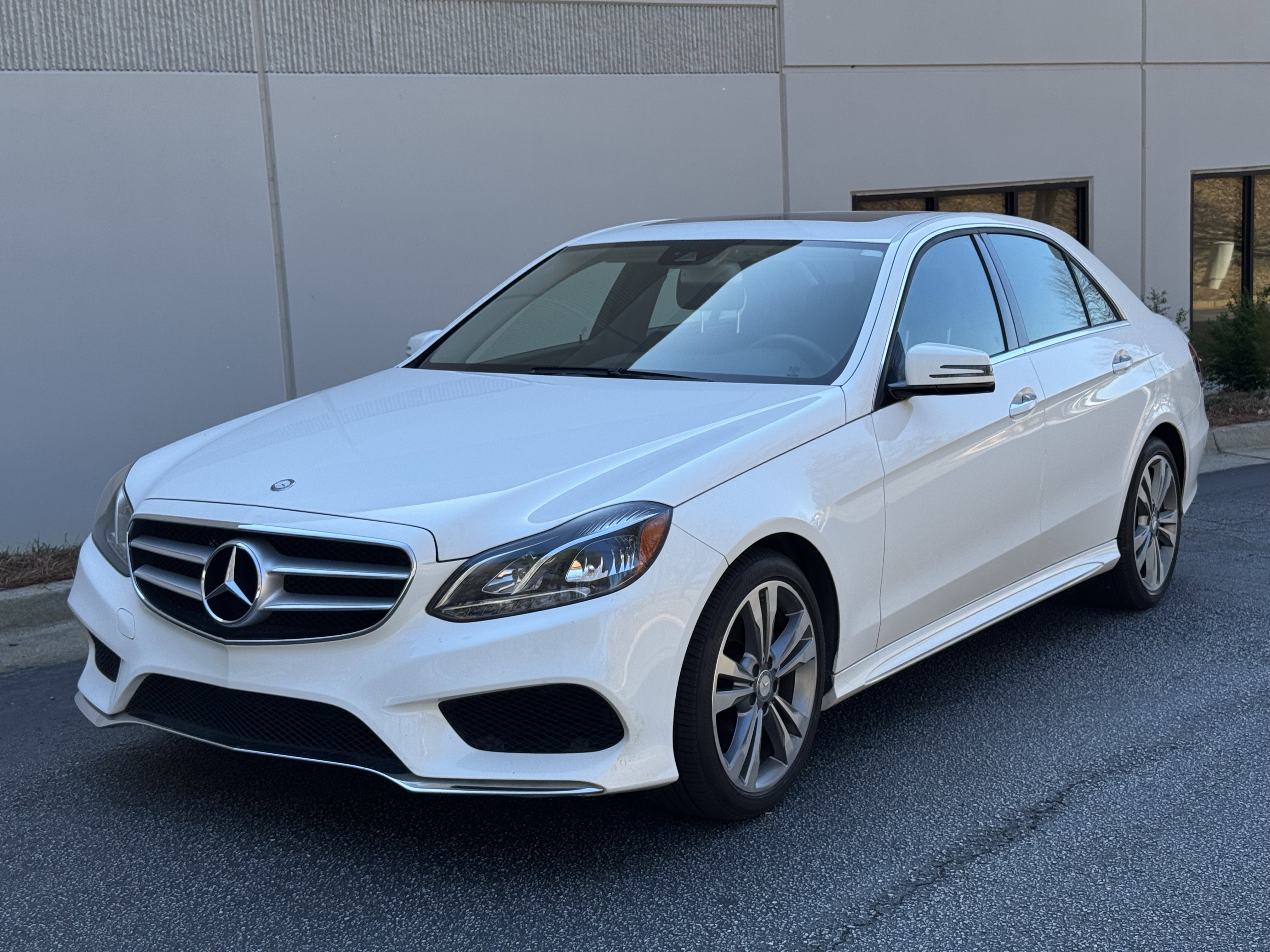 Used 2014 Mercedes-Benz E 350 Sedan image 1