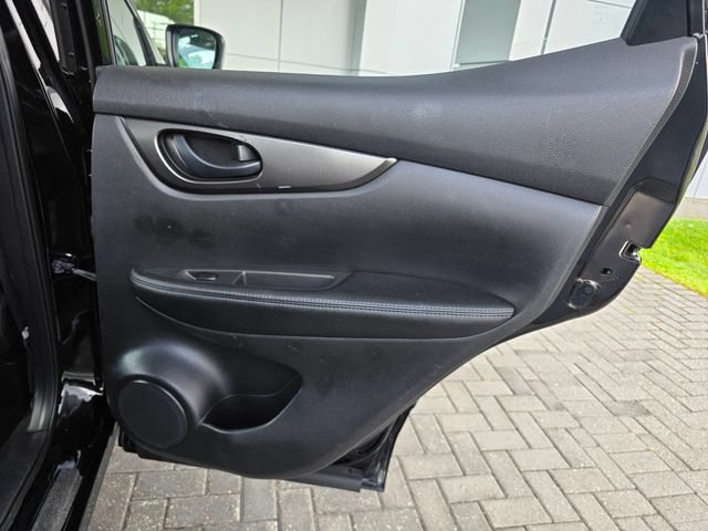 Used 2019 Nissan Rogue Sport S AWD/4WD image 11