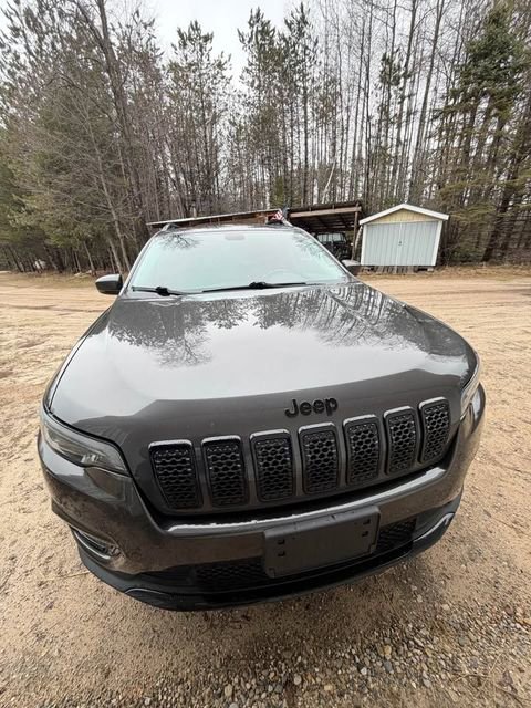 Used 2019 Jeep Cherokee Latitude Plus AWD/4WD image 9