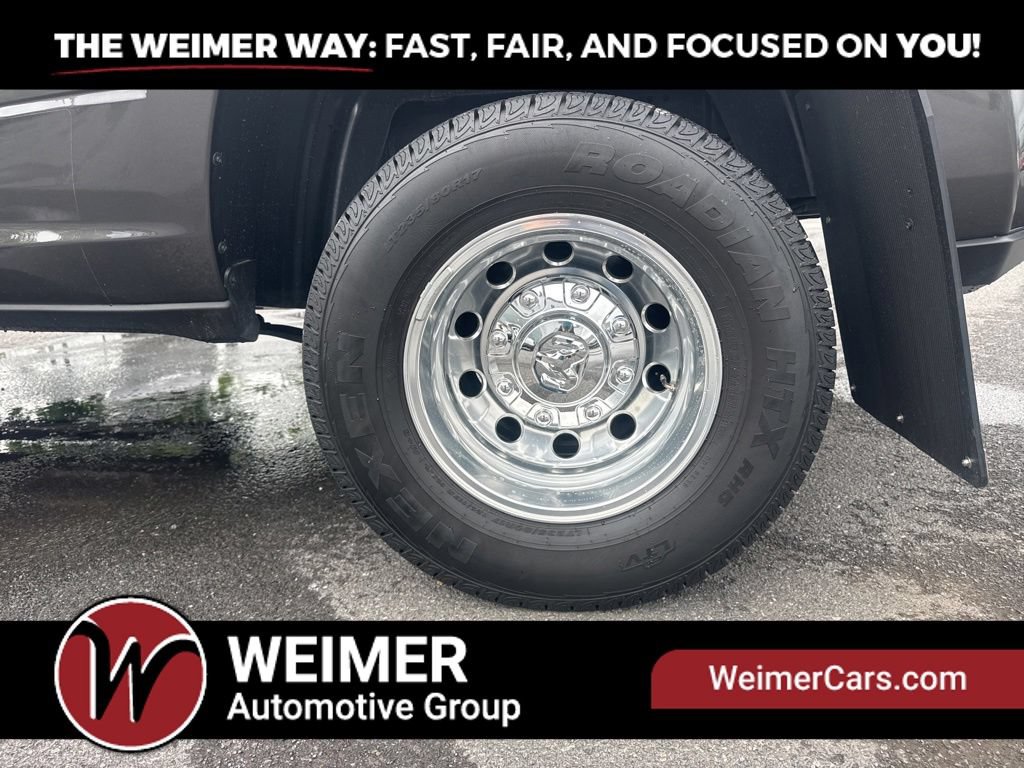 Used 2025 RAM 3500 Laramie w/ Sport Appearance Package AWD/4WD image 8