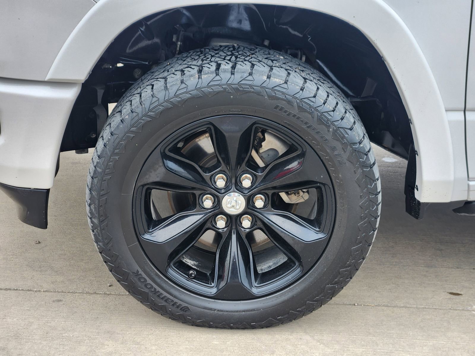 Used 2019 RAM 1500 Limited AWD/4WD image 11