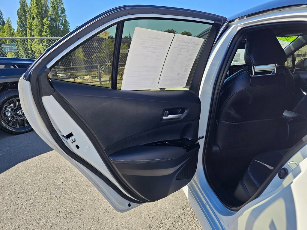 Certified 2021 Toyota Corolla XSE w/ Carpet Mat Package (TMS) FWD image 7